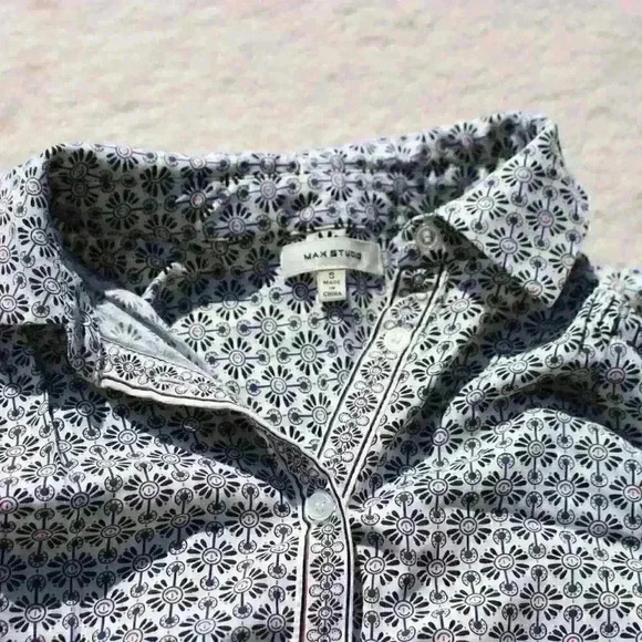 MAX STUDIO 70s Style Retro Smocked Cuff Button Up Lightweight Rayon Blouse Small - Picture 2 of 9